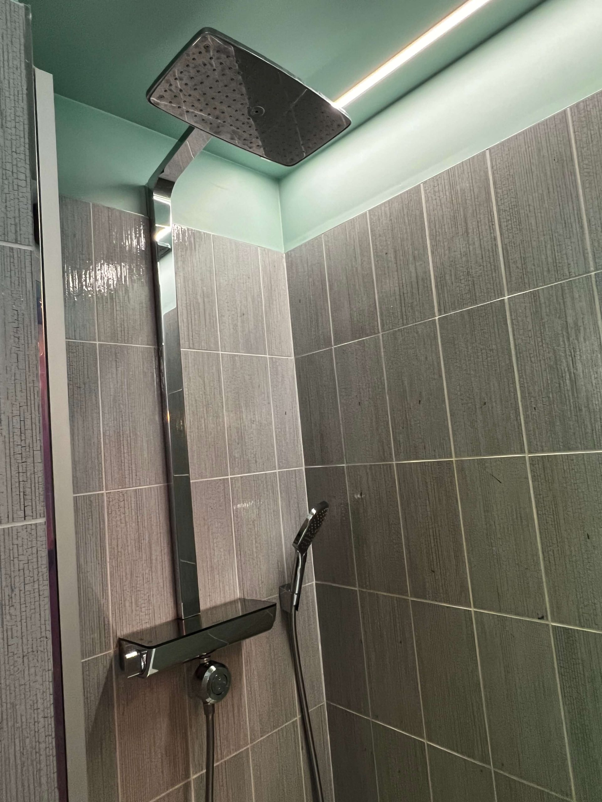 colonne douche raindance test